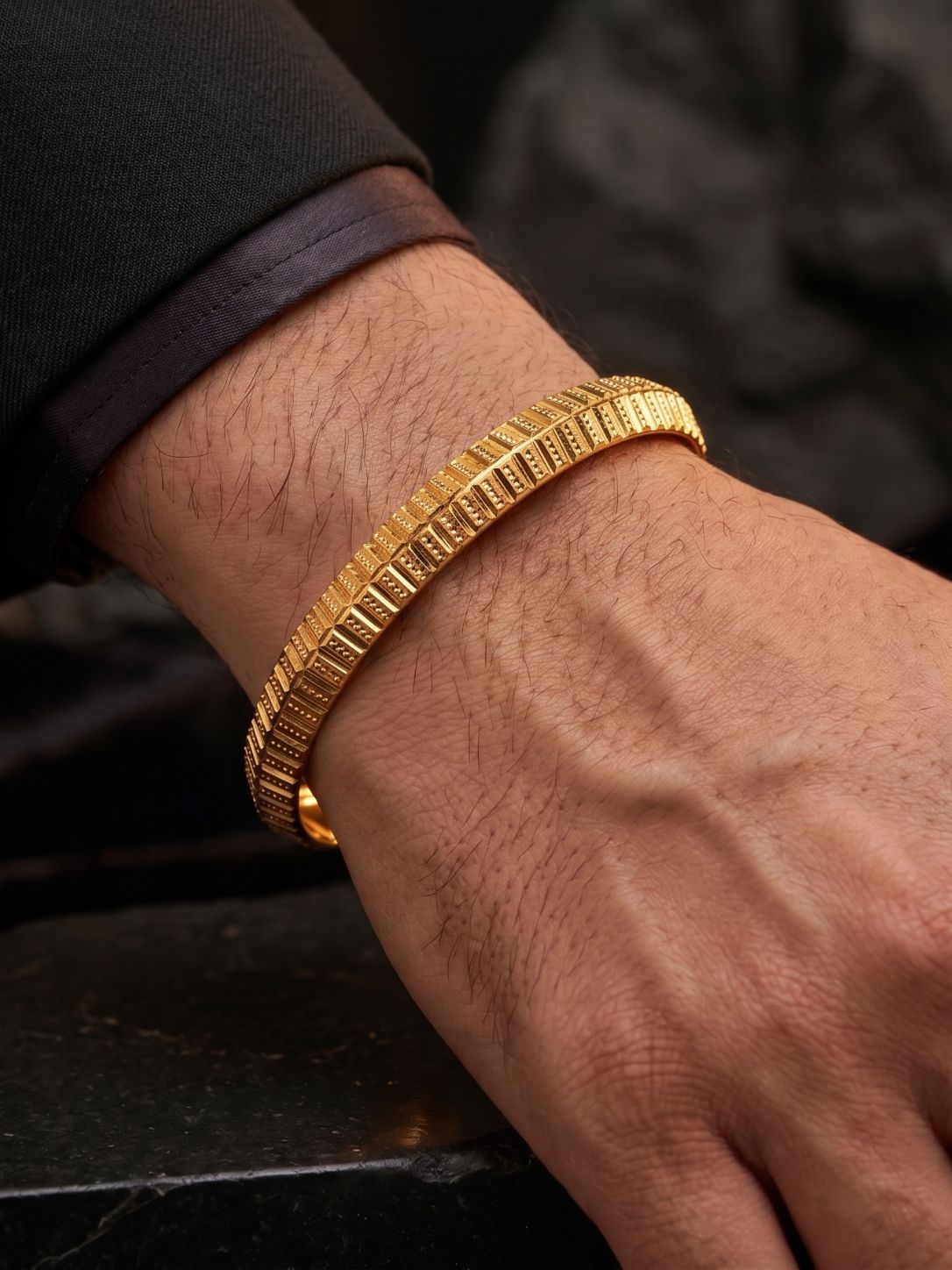 The Groove – Premium Gold-Finish Kada