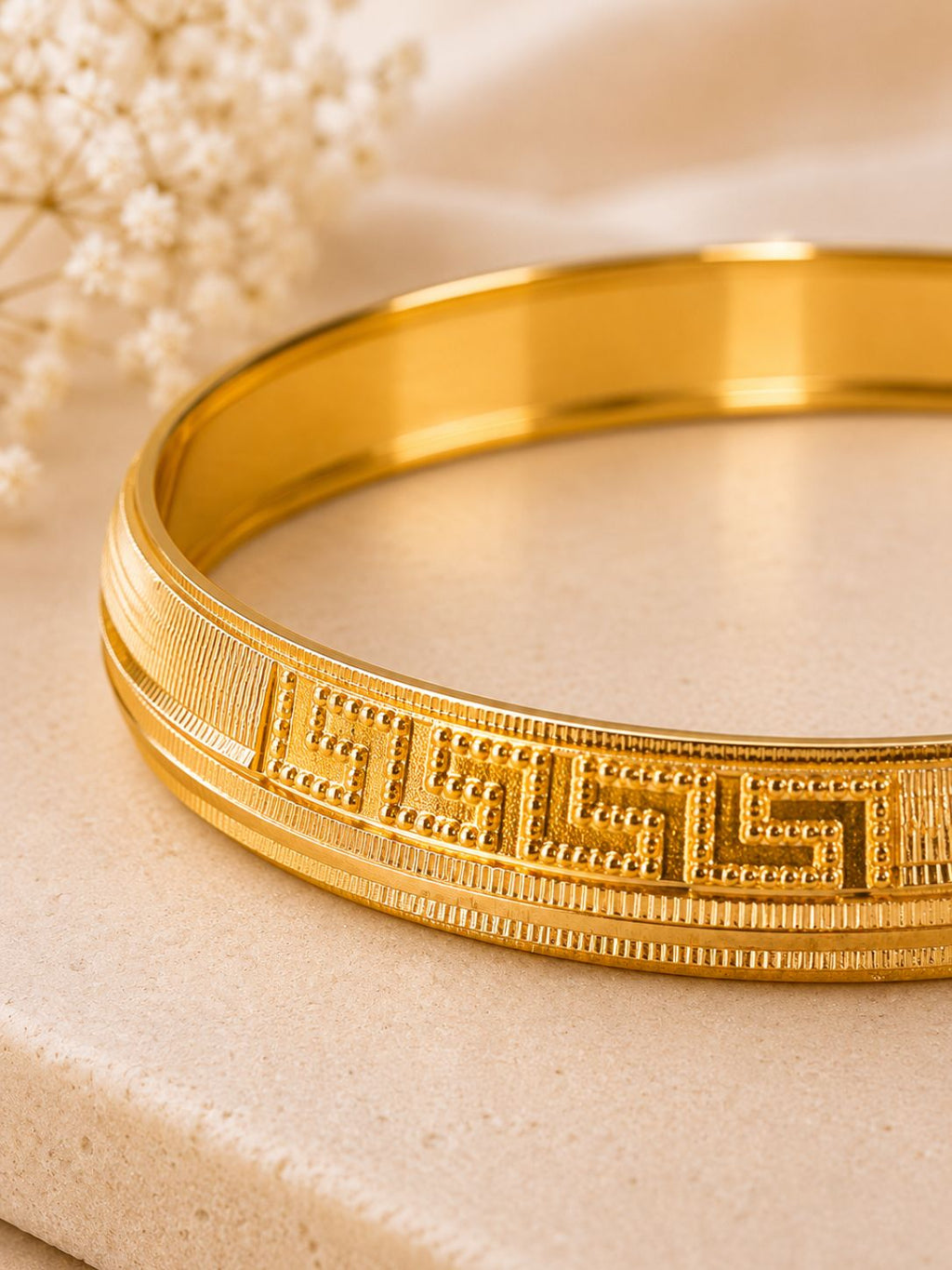 The Signature – Premium Gold-Finish Kada