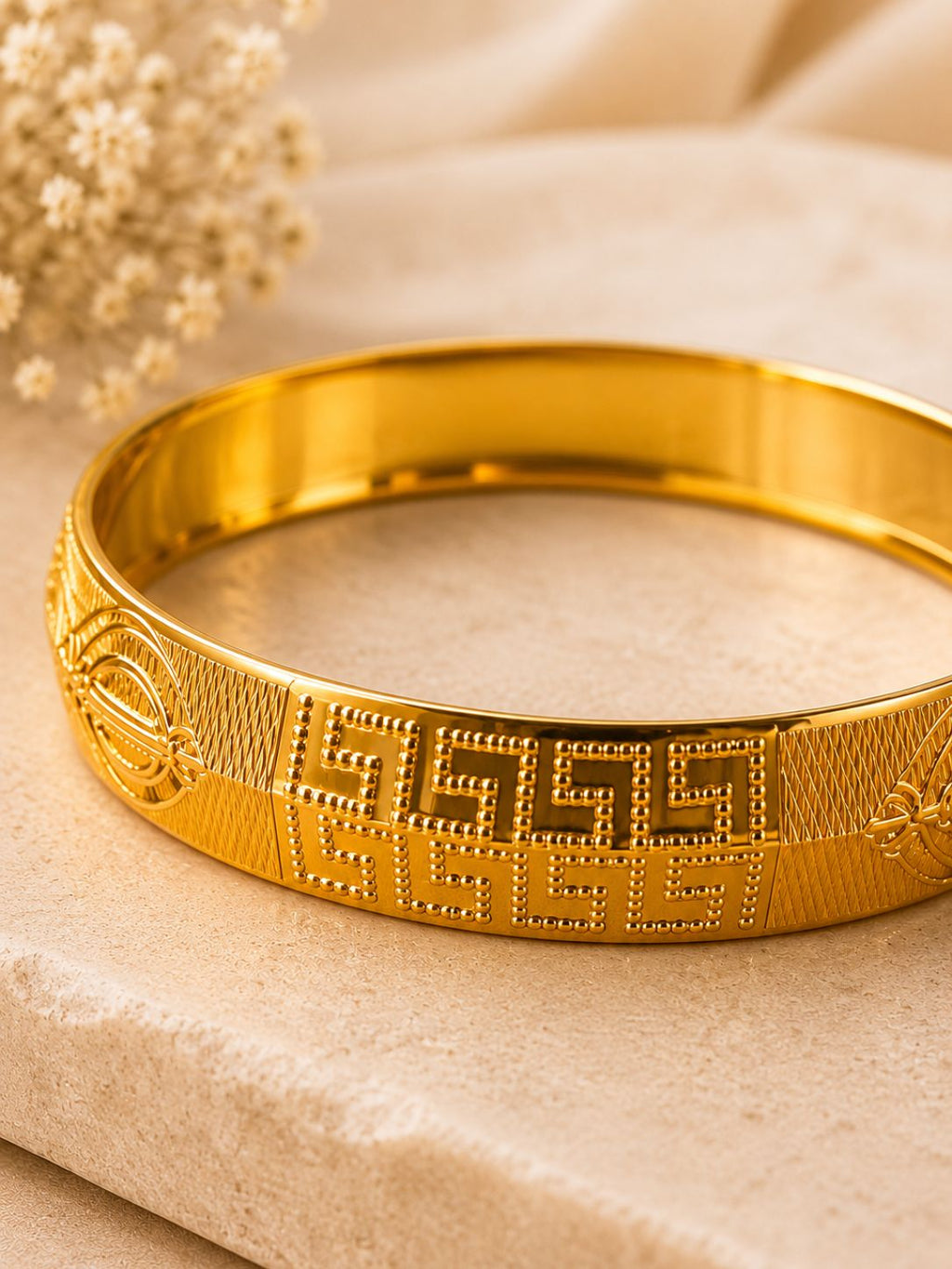The Sovereign – Premium Gold-Finish Kada