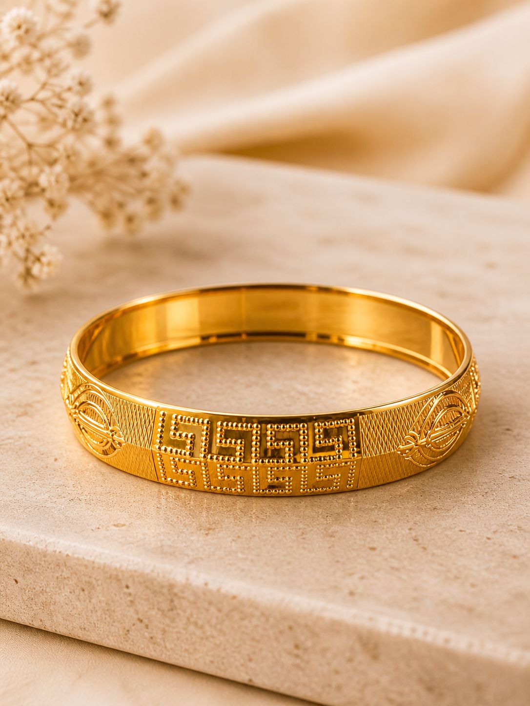 The Sovereign – Premium Gold-Finish Kada